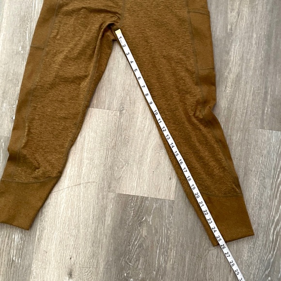 OFFLINE by Aerie The Hugger Hi-Rise Leggings - Picture 7 of 9